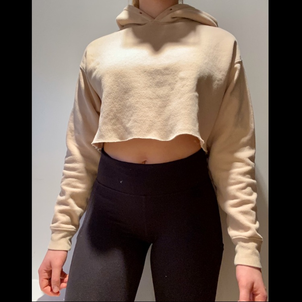 cropped baize urban outfitters sweatshirt